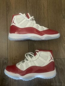 Air Jordan 11 Retro Cherry EU38.5 - 2