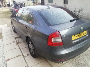 Rozpredám škoda octavia 2 facelift 1,6 tdi sedan - 2