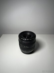 Canon EF 35-70mm f/3.5-4.5 - 2