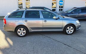 ŠKODA OCTAVIA COMBI ELEGANCE 1.6 CRTDI 77KW - 2