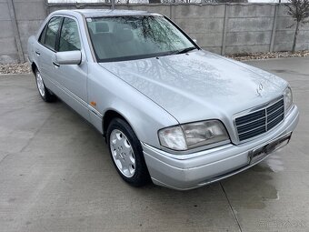 Mercedes-benz. 2,5D.83kw.r.v.95 Automat - 2