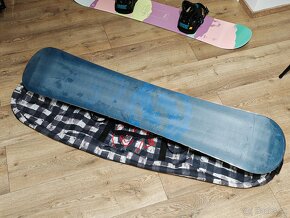 156cm snowboard doska viazanie topanky - 2