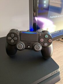 Predám PS4 Slim 500GB - 2