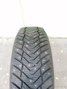 YOKOHAMA iceGuard 225/65 R17 - 2