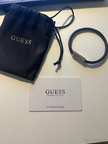 Guess naramok - 2