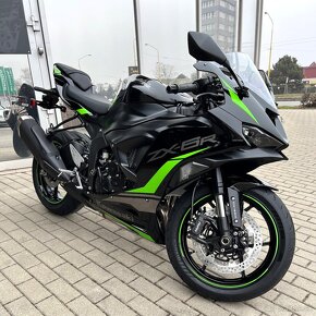 Kawasaki ZX6-R 2025 čierna - 2