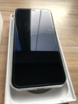 iPhone 11 64GB, black - 2