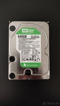 640GB WDC WD6400AARS-00Y5B1 - 2