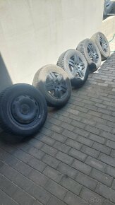 Čierne Alu disky 5x100 R15 195/65 zimné pneu - 2