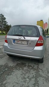 Honda Jazz 1.4 i-DSI (61 kW), rok 2003 - 2