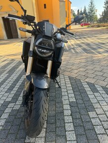 Honda cb650r 35kw v TP inak 70kw - 2