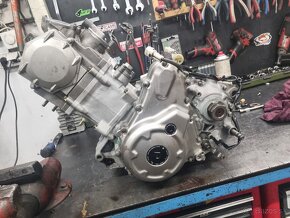 Yamaha raptor 700 motor - 2