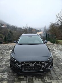 Hyundai i30 CW 1.6 T-GDi mHEV, LED Automat - 2