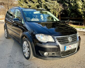 Volkswagen Touran CROSS 2.0 TDI, DSG, WEBASTO - 2