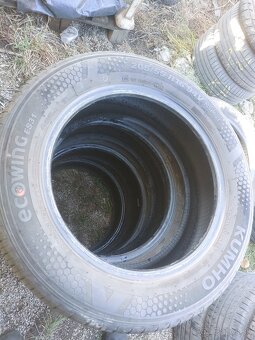 Predám 205/55R16 letné 4ks Kumho Ecowing ES31 DOT 4418 - 2