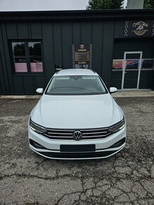 VW PASSAT VARIANT 2.0 TDI 110kw M6 2021 - 2