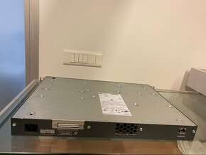 Cisco WS-C2960-24TT-L - 2