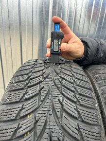 Nokian zimné 205/55r16 - 2