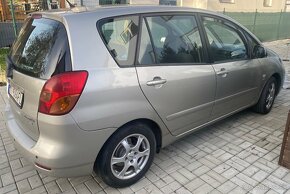 Toyota Corolla Verso 2.0 D - 2