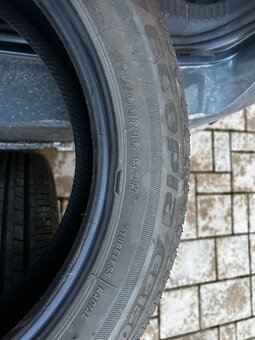 Predám pneu letné Bridgestone 175/60 R16 - 2