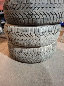 185/60 R15 - 2