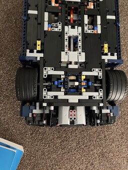 Lego Bugatti Chiron 42083 - 2