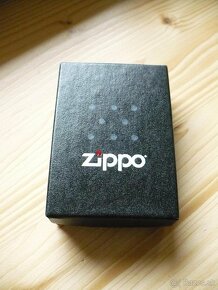 Predam ZIPPO zapalovac . - 2