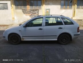 Rozpredám predám škodu Fabia 1.4MPI 50kw benzín combi - 2