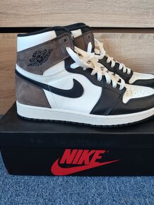 Jordan 1 Retro High Dark Mocha - 2