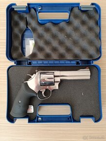 Smith Wesson 629 classic. 44. magnum - 2