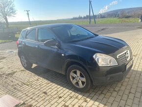 Nissan Qashqai 1.6i - 2