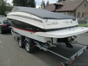 Prodám kajutovou sportovní loď BAYLINER 742 CUDDY - 2