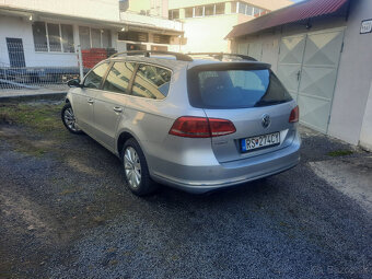 Volkswagen Passat Variant 2.0 TDI BMT Trendline - 2