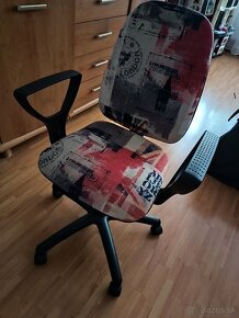 Detská pracovná stolička k PC - 2