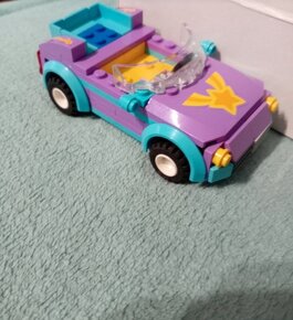 Lego friends auto - 2