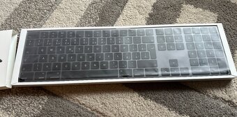  Apple Magic keyboard Space gray - 2