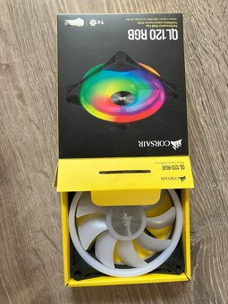 Corsair iCUE QL120 RGB 120mm PWM - 2