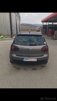 Golf 5 - 2