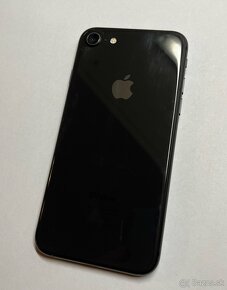 IPhone 8, cierny, 64 GB - 2