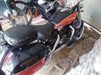 Honda Schadow VTX1300 - 2