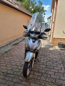 Predam skuter Honda SH 125 - 2