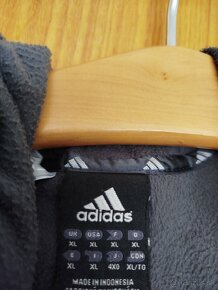 Bunda ADIDAS , zimná, prechodná Veľkosť XL. - 2