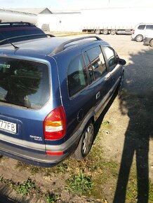 Opel Zafira Sport - 2