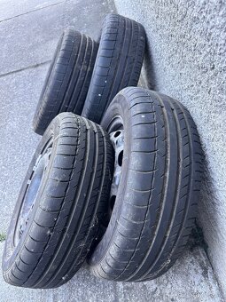 Letne pneu 185/60 r14 + plechove disky - 2