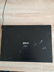 Pridám Notebook Fujitsu LifeBook E series - 2