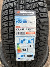 Hankook winter icept evo2 205/55R17 - 2