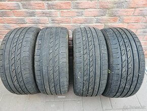 Zimné pneumatiky 245/40R29 98V - 2