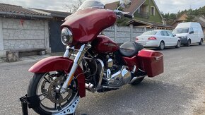 Harley Davidson Street Glide 103” - 2