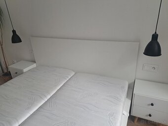 IKEA posteľ Malm 160 x200 cm s roštom a madracmi - 2