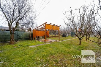 Pozemok s chatkou v záhradkarskej oblasti o rozlohe 400m2 - 2